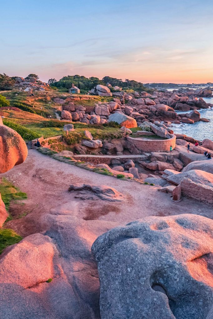 Coucher de soleil sur la Côte de Granit Rose