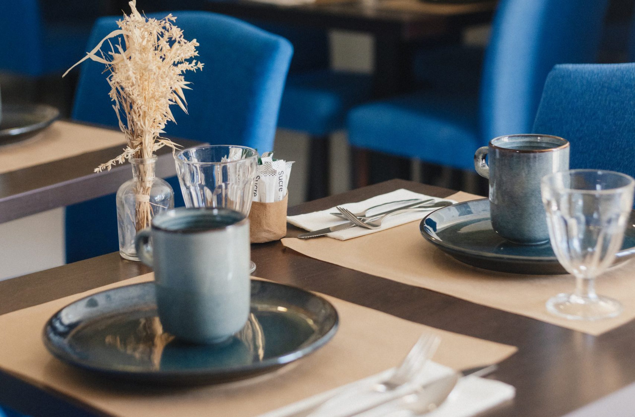 petit-dejeuner-perros-guirec-nautica-hotel-salle