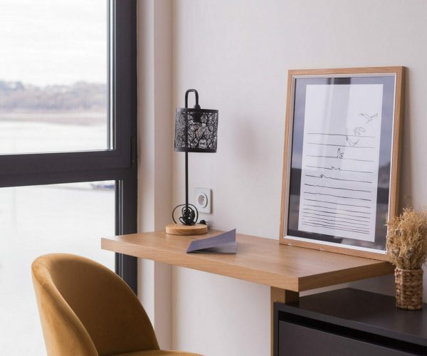 The desk of the Nautica Hotel in Perros-Guirec, near Lannion, for your evening stopover